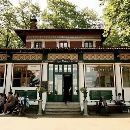 Maison Mouz 3* Paris